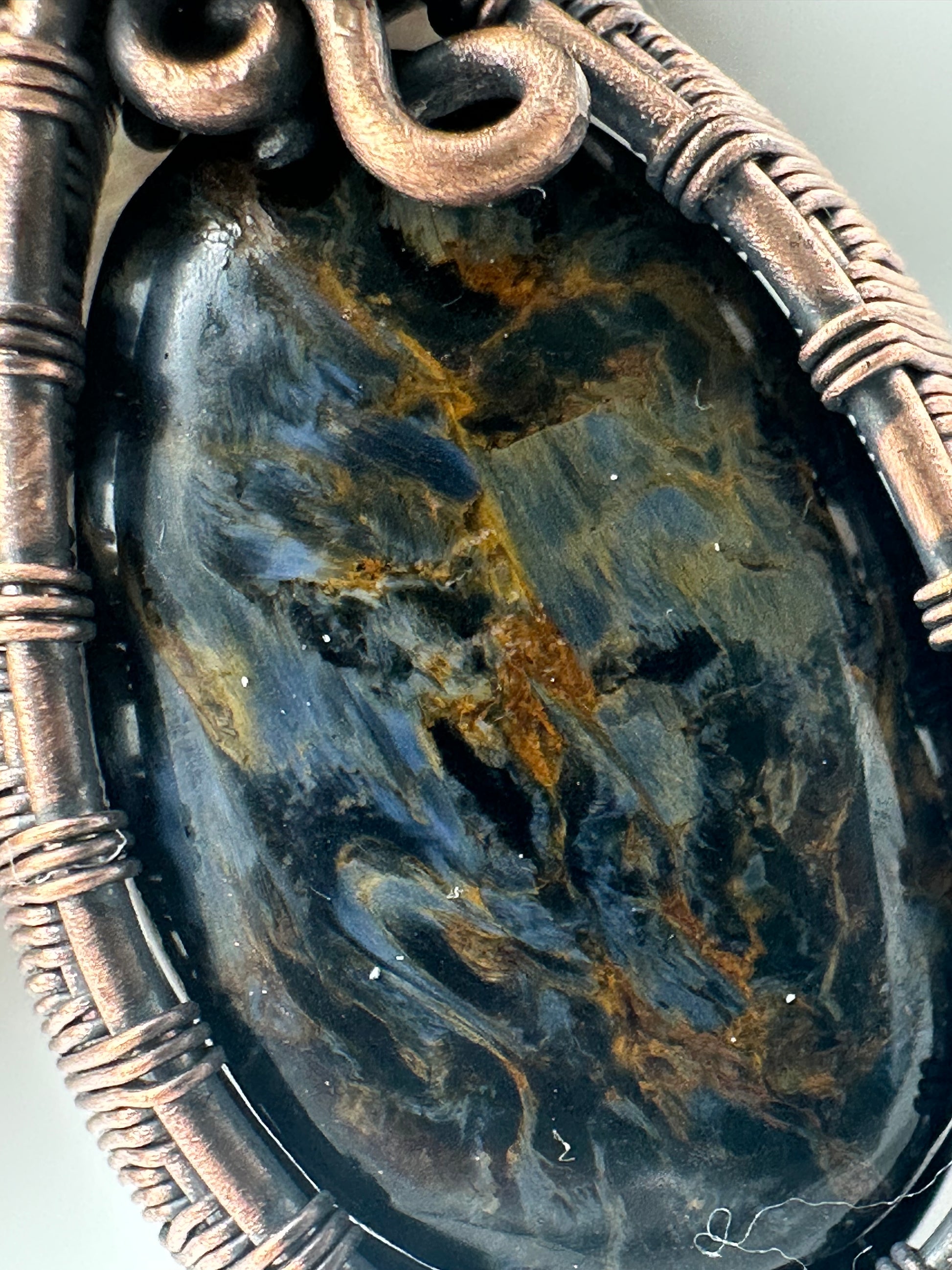 pietersite close up