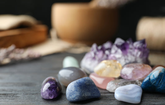 Crystal Clear: Understanding the Healing Properties of Gemstones