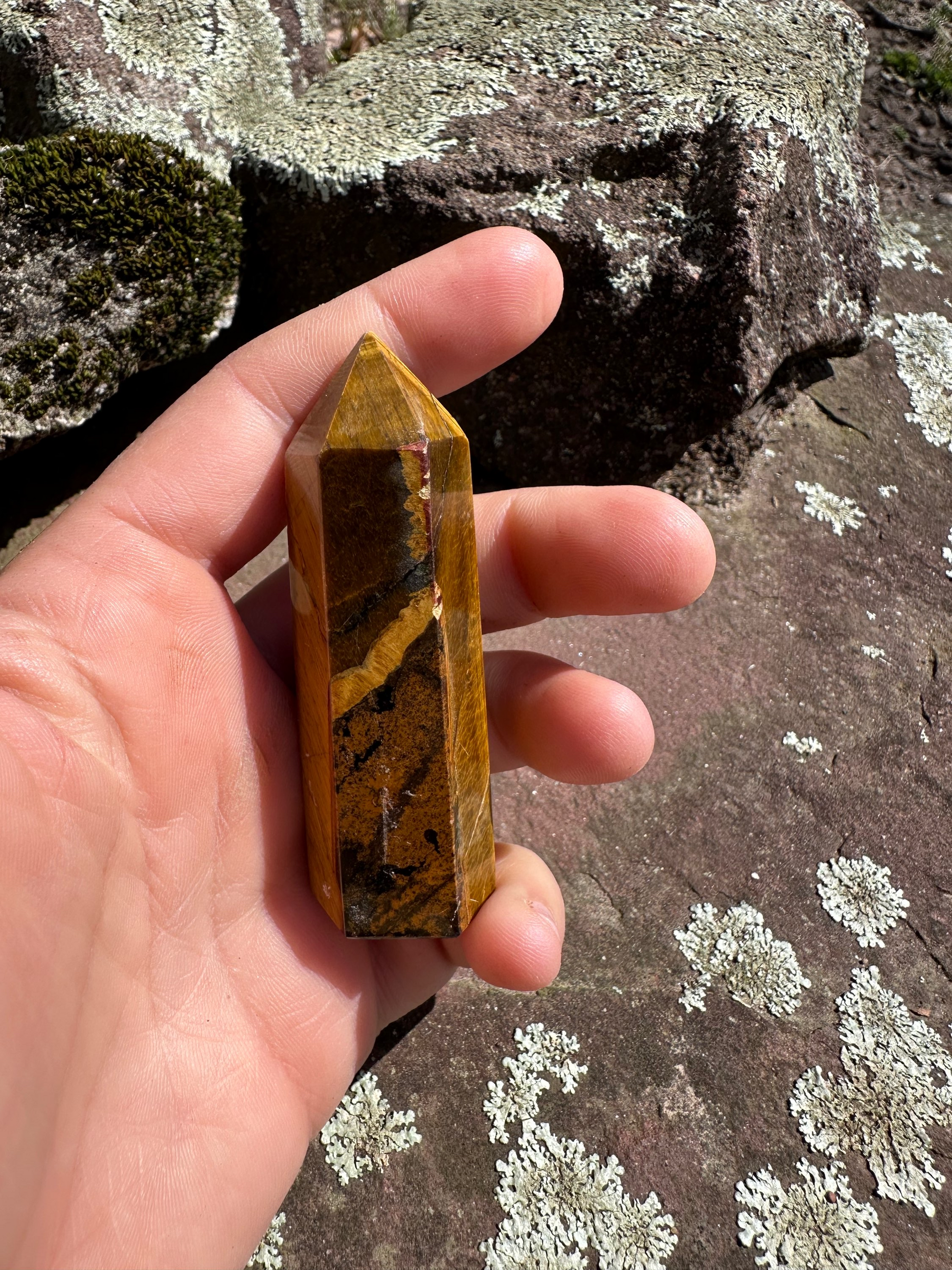 tigers eye protective crystal